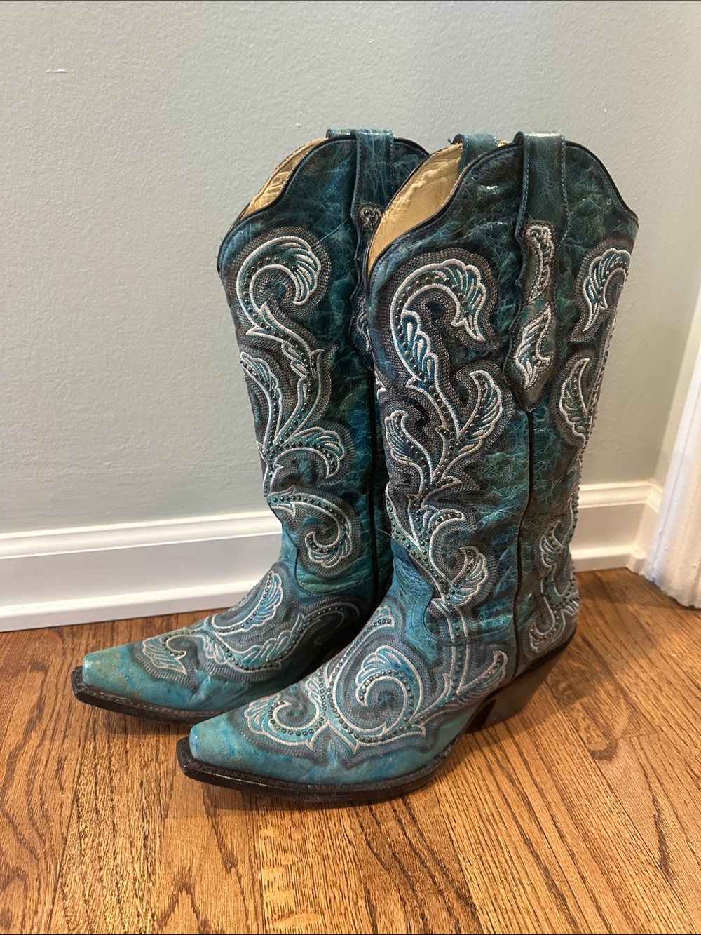 EUC Corral Teal Turquoise Embroidered Western Cowboy Boots Sz 9